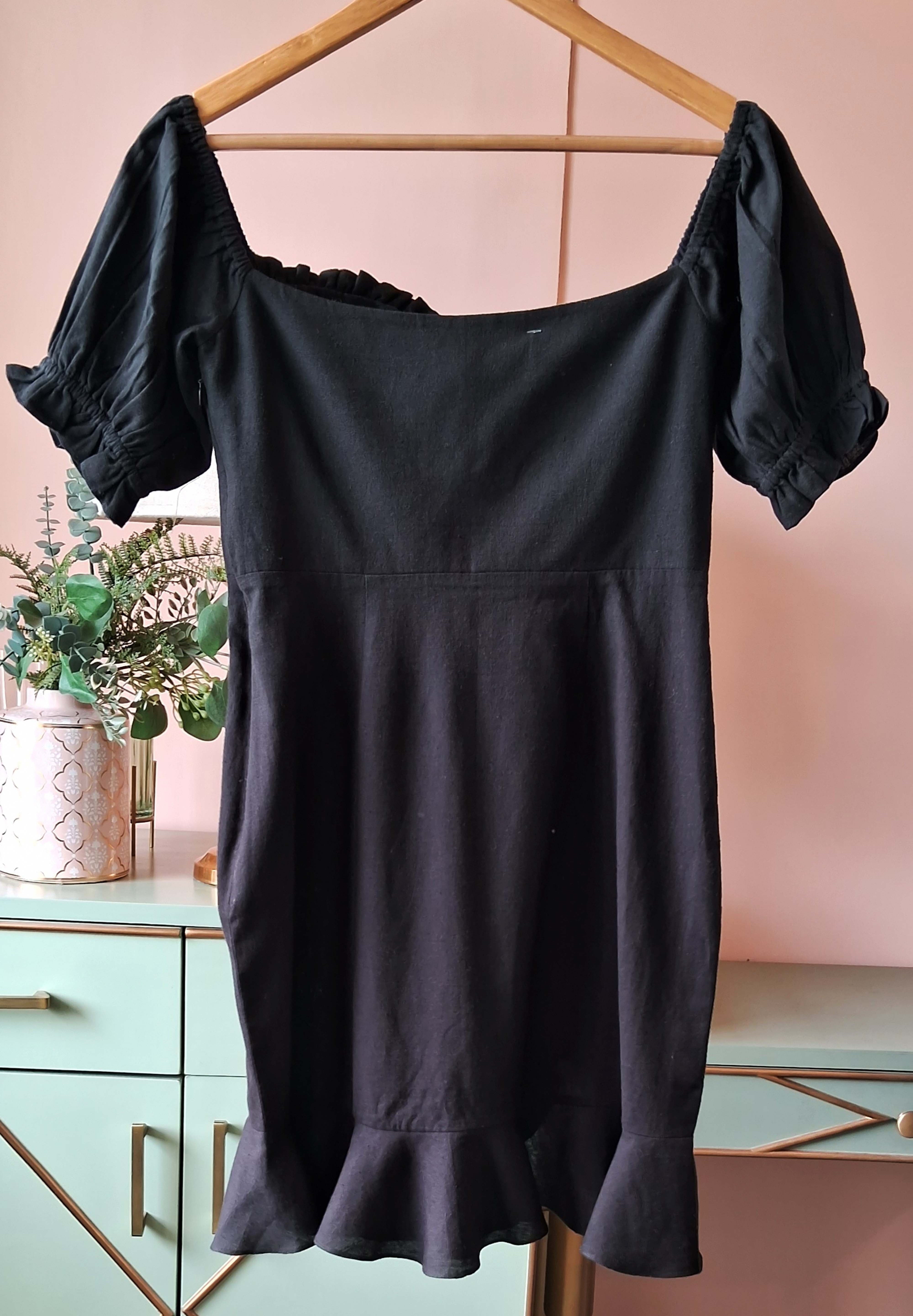 Black Off-Shoulder Dress (PL-52)