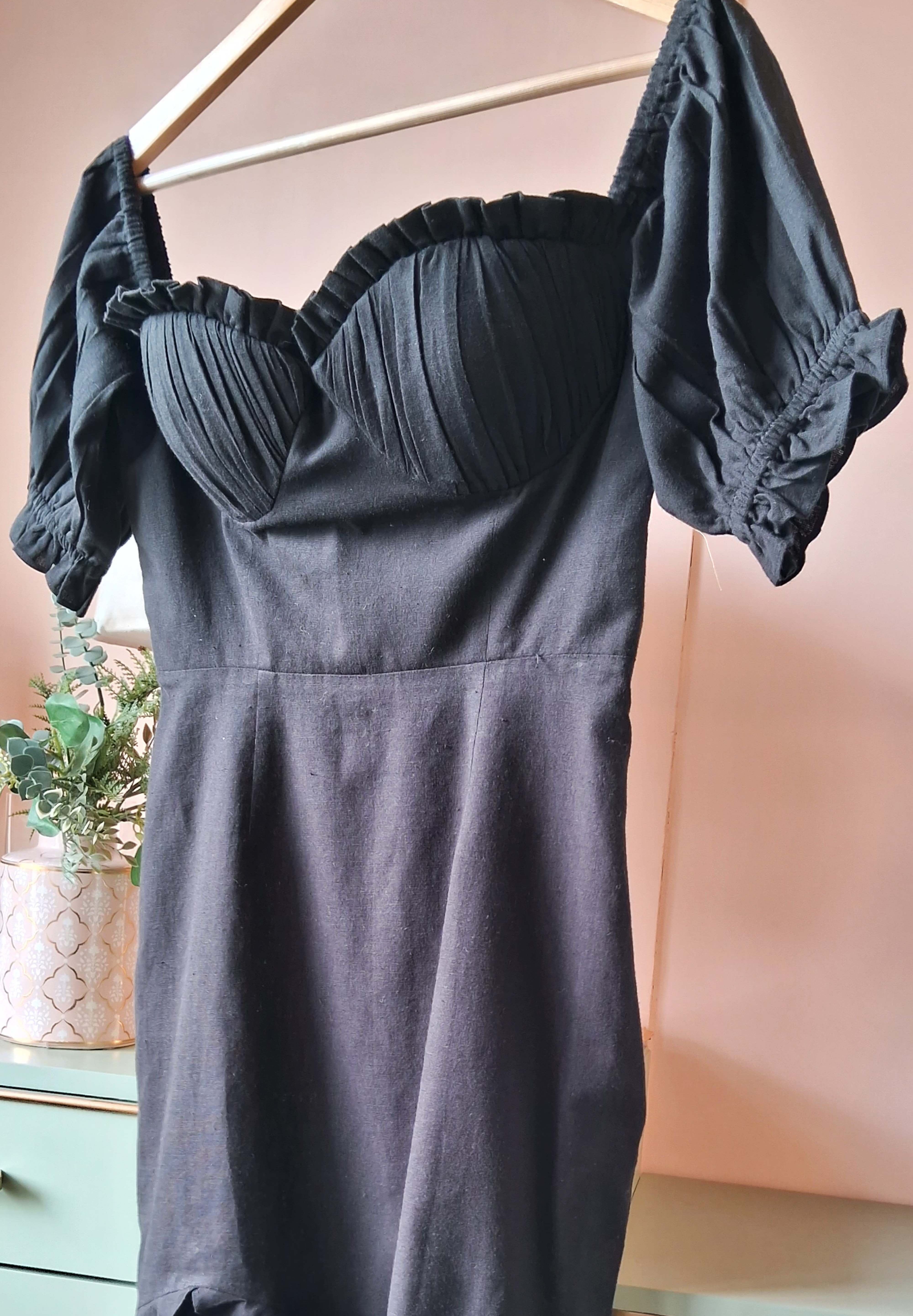 Black Off-Shoulder Dress (PL-52)