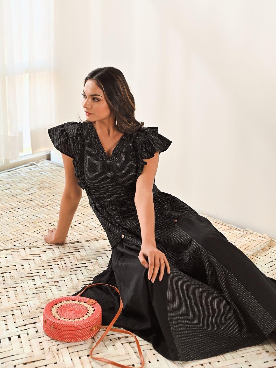 Black Cotton V neck Long Dress with Belt