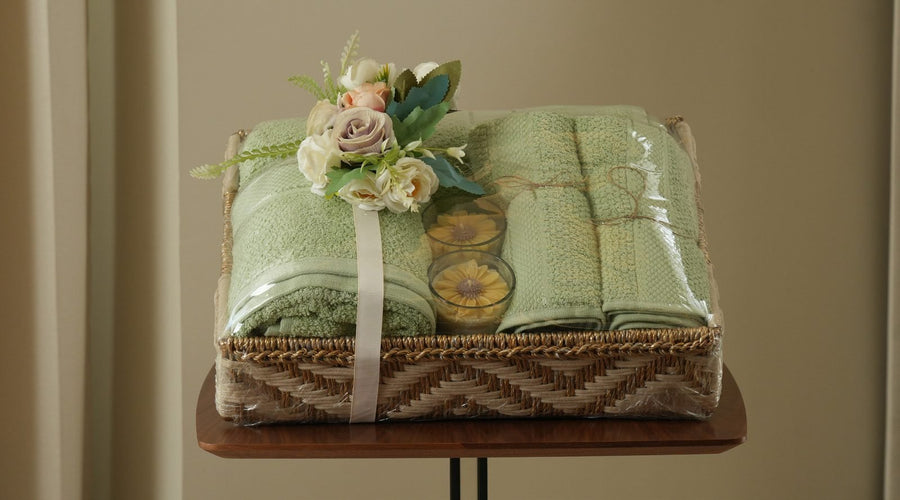 Towel & Candle Tray — Green